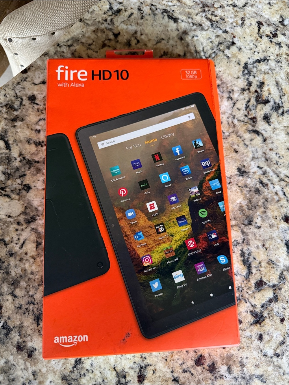 Amazon Fire HD 10 Tablet - 32GB NEW